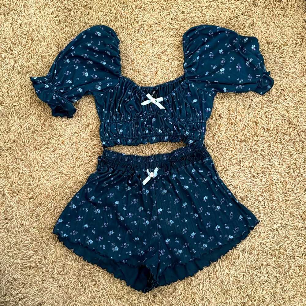 For love and lemons pajama set